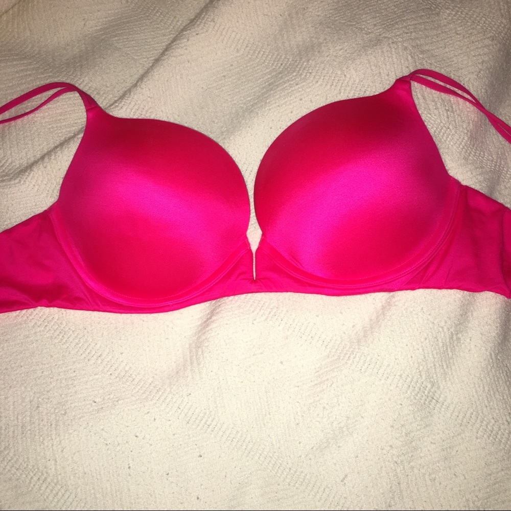 Pink push-up bra